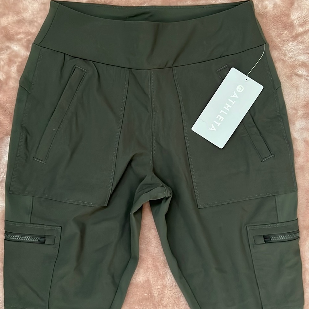 Athleta Headlands hybrid Cargo